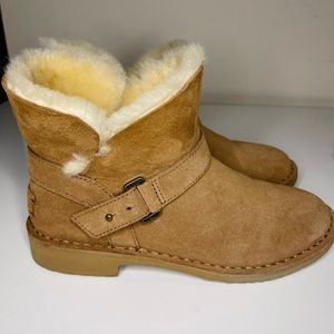 UGG boots size 6.5